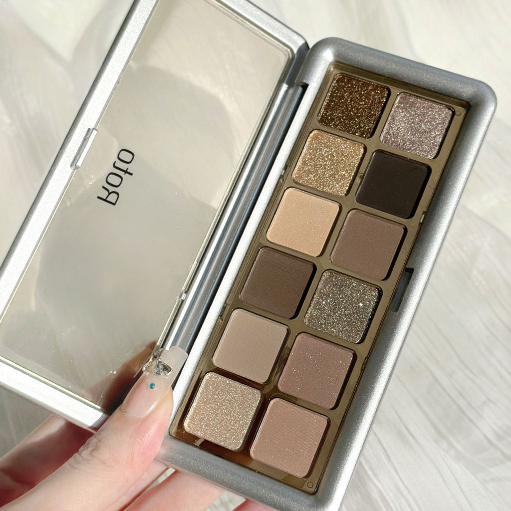 ROTO Green Snake Twelve Colors Eye Shadow Earth Tones Pearlescent Matte Green Eyeshadow Palette