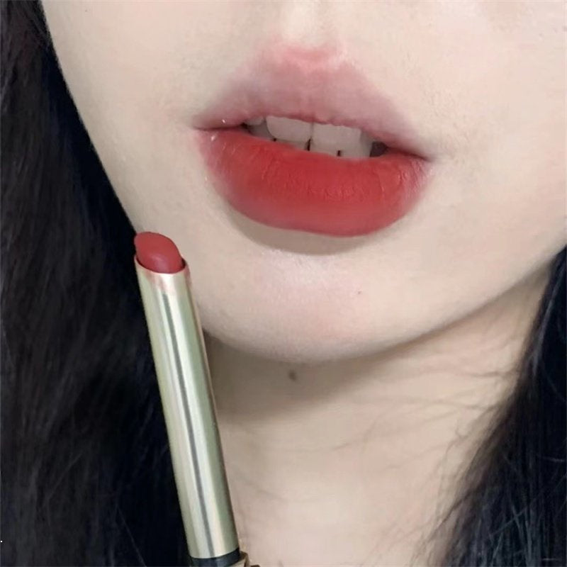 HERORANGE Small Tube Velor Lipstick Moisturize Long-lasting and Not Easy To Fade Lip Gloss