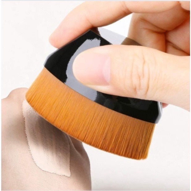 Foundation Brush No Trace Makeup Brush Soft Magic Brush Portable Makeup Tools