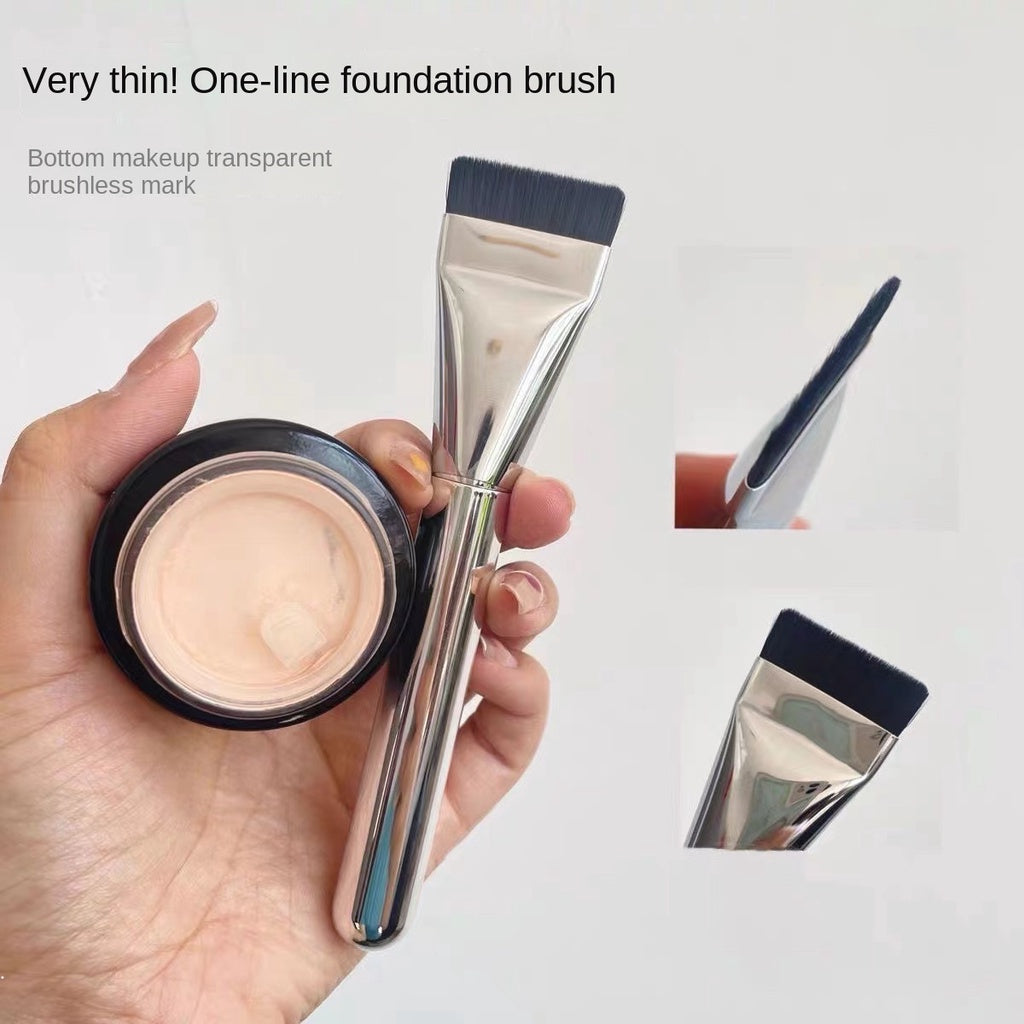 The New Foundation Brush Ultra -thin Short Hair Portable Light Conceal Cangzhou Makeup Brush